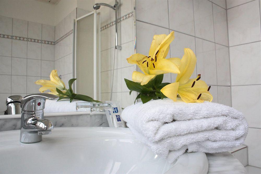 Hotel Mainbogen Offenbach am Main Buitenkant foto