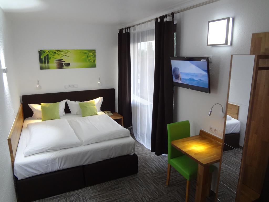 Hotel Mainbogen Offenbach am Main Buitenkant foto