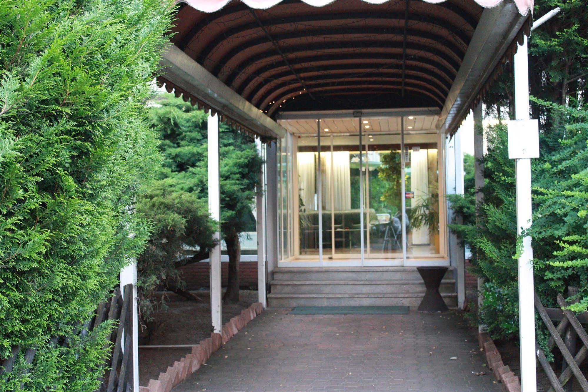 Hotel Mainbogen Offenbach am Main Buitenkant foto